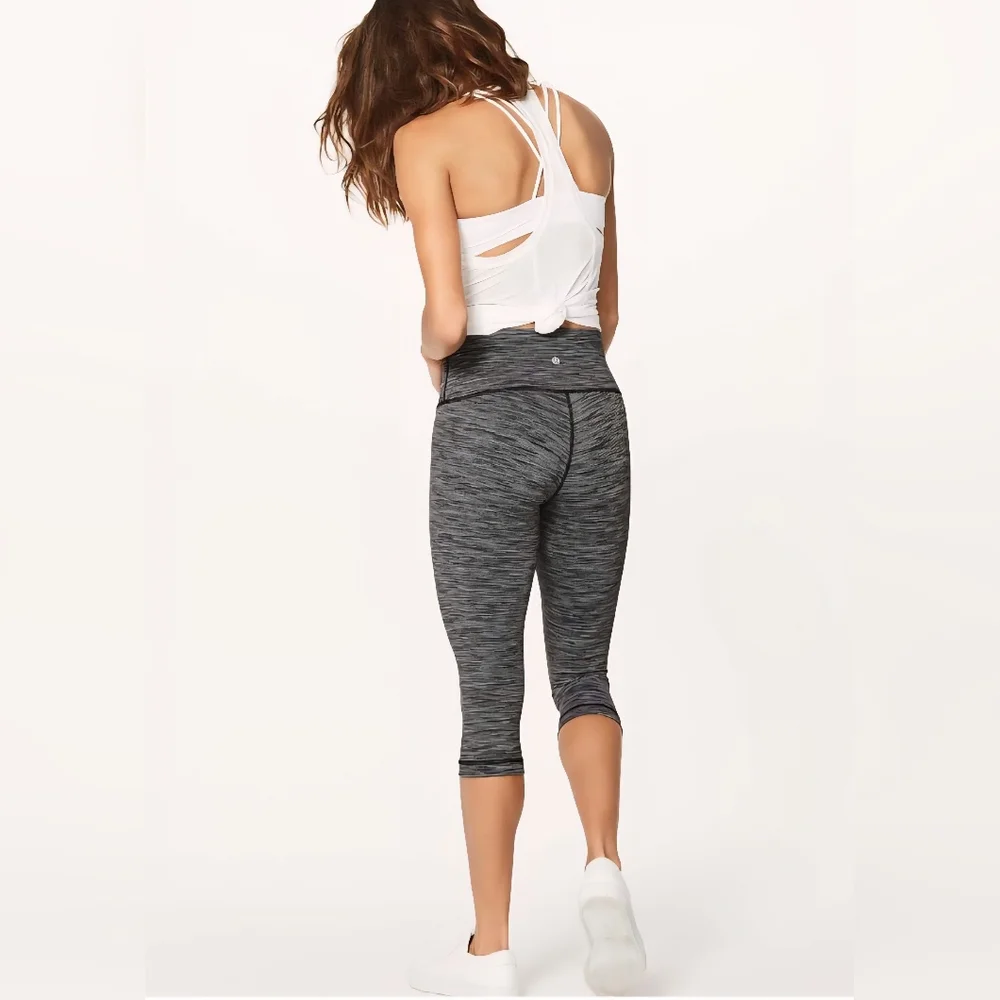 Lululemon Wunder Under Hi-Rise 1/2 Tight Luxtreme 17" Size 8 Black Slate - Picture 2 of 7